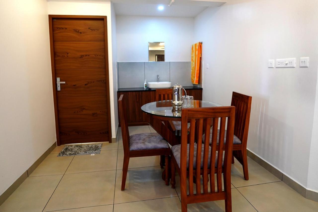 Kadampanattu'S Homestay Kochi 外观 照片